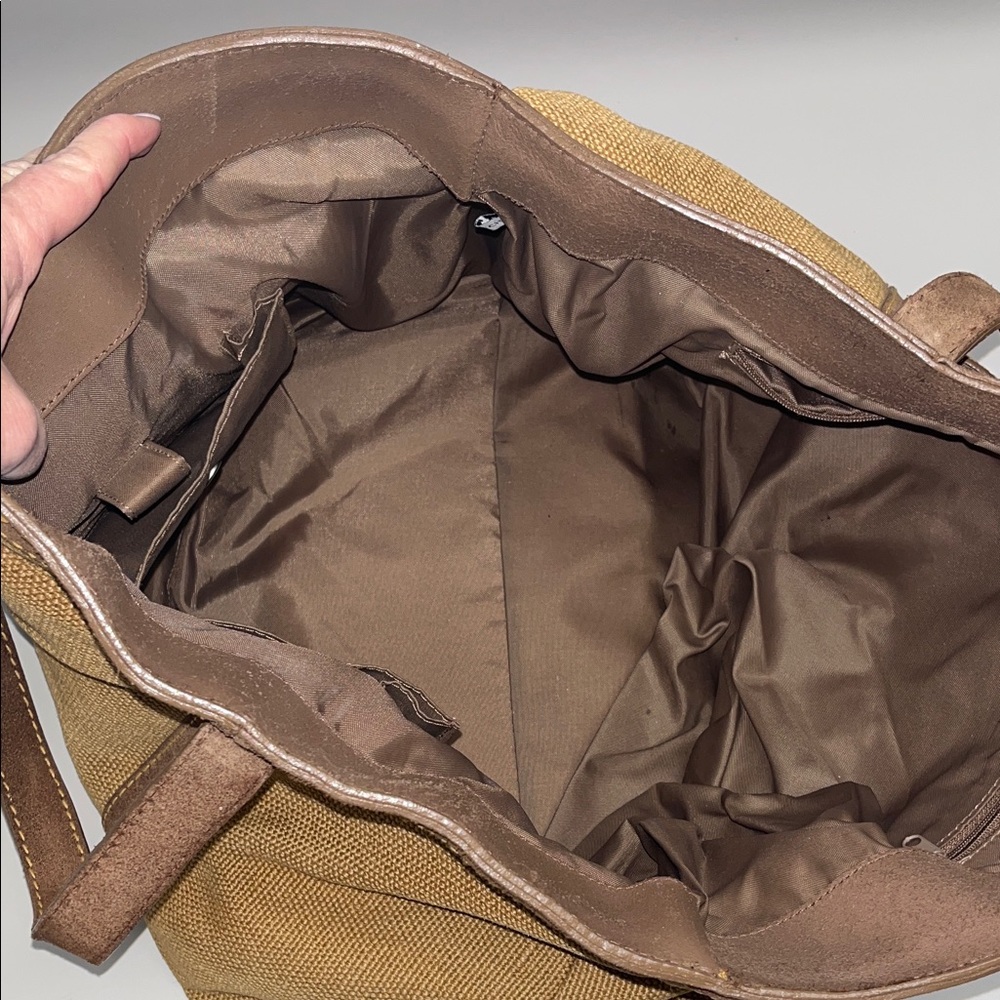 Tommy Bahama Large Tan Burlap and Brown Men's Travel Tote - Picture 7 of 16